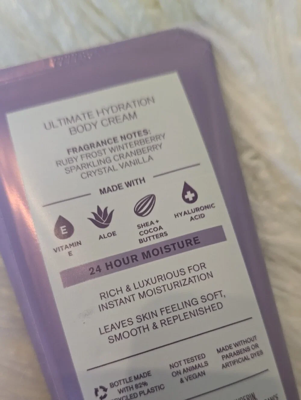 Bath & Body Works Winter Berry Wonder Lotion & Creams - Retired